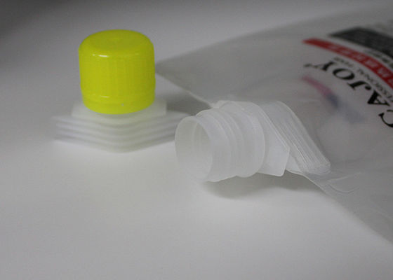 PEの腐食証拠のプラスチックは自動車ガラス磨きスプレーのパッケージ袋のための口の帽子を注ぎます