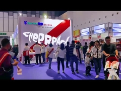 袋およびコーヒー カップ展覧会の場所を噴出