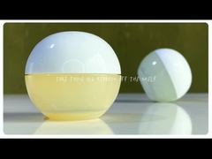 プラスチック製の化粧品の瓶