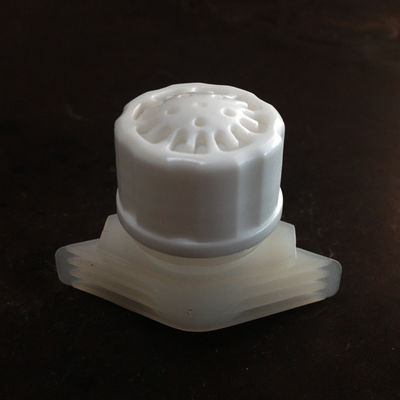 150C新しいミルク/ヨーグルトのカスタマイズされた設計のための注文のプラスチックびんの口の帽子