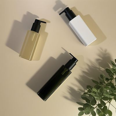 カスタムカラーの化粧品パーソナルケア包装用、プレスポンプシーリング付きPETプラスチックスクエアボトル