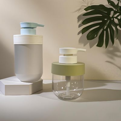 PETプラスチック化粧品ボトル 300-500ml ポンプシールと肩カバー