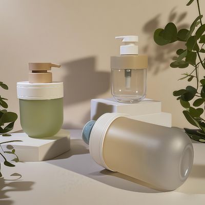 PETプラスチック化粧品ボトル 300-500ml ポンプシールと肩カバー