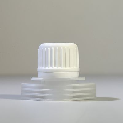 持ち運び可能で耐久性のある16mm PEプラスチックスクリューキャップ フリップトップスプート蓋付き 食品グレードの安全なリム 飲料 柔軟なパッケージ